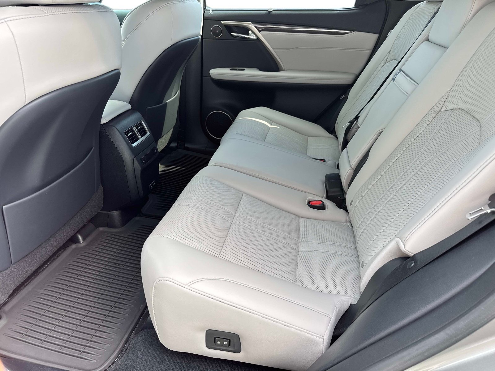 Certified 2021 Lexus RX 350 FWD w/ Luxury Package image 15