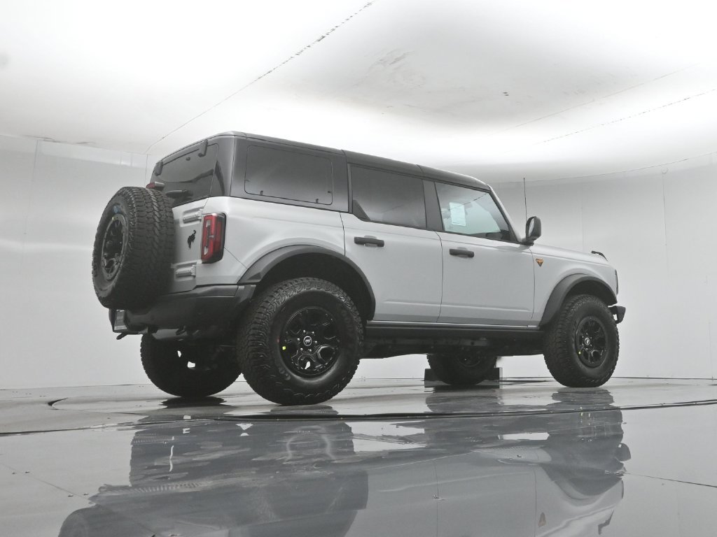 New 2026 Ford Bronco Badlands w/ Wildtrak Package AWD/4WD image 48
