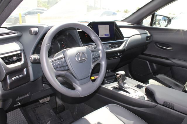 Certified 2023 Lexus UX 250h FWD image 12