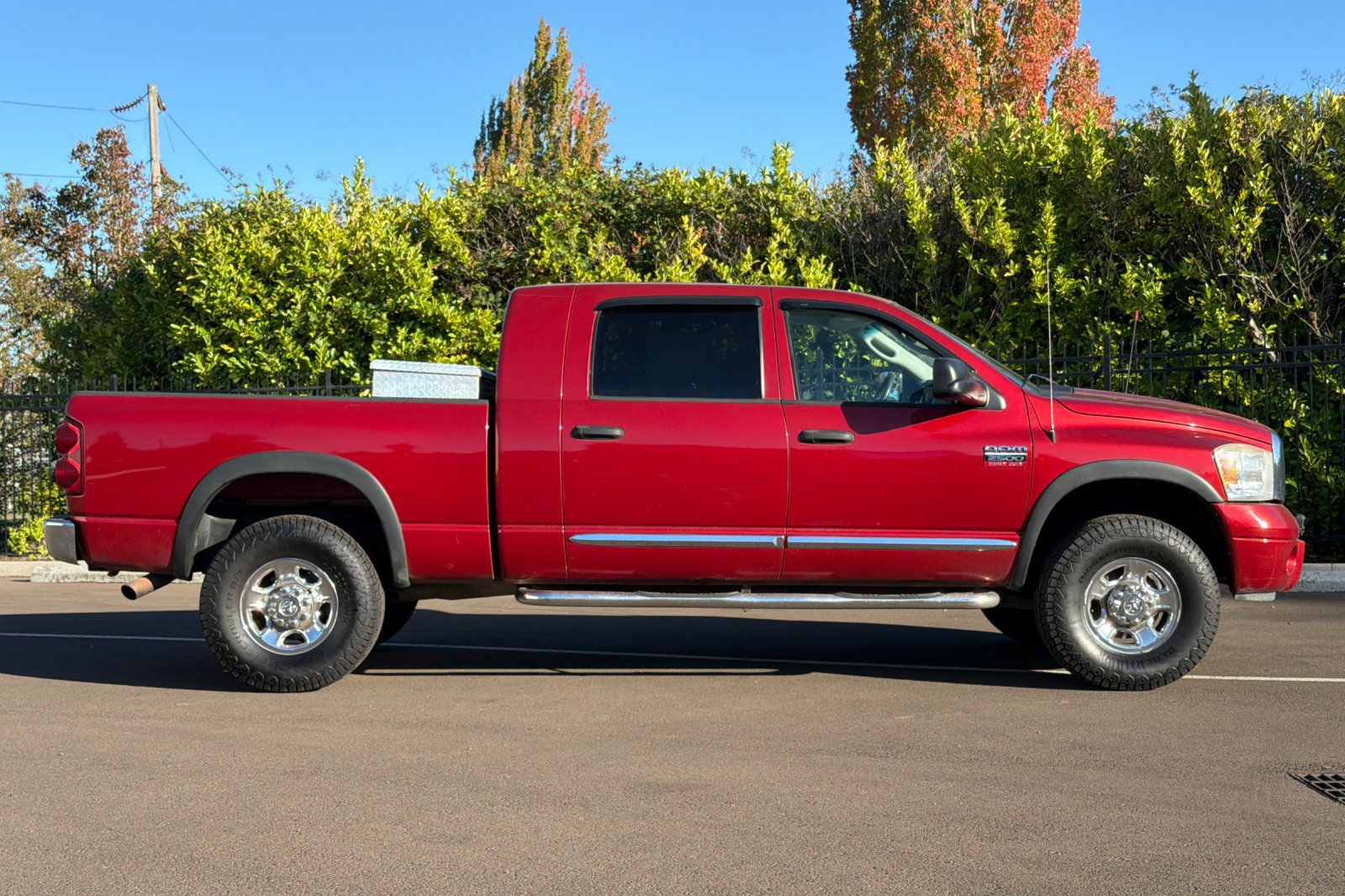 Used 2007 Dodge Ram 2500 Truck Laramie AWD/4WD image 3