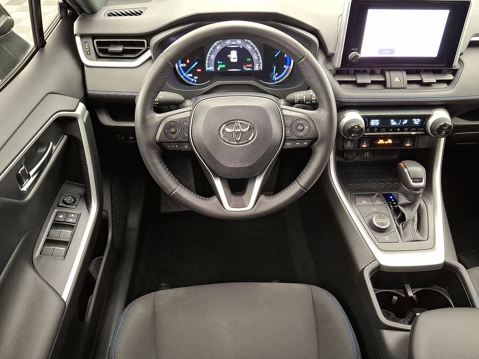 Certified 2023 Toyota RAV4 SE w/ Convenience Package AWD/4WD image 21