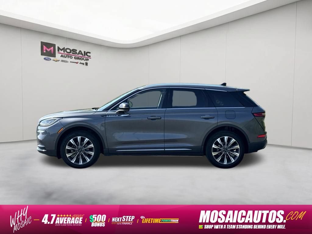 Used 2022 Lincoln Corsair Reserve w/ Equipment Group 201A AWD/4WD image 4