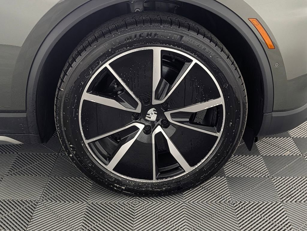 New 2026 Porsche Macan 4S Electric image 15