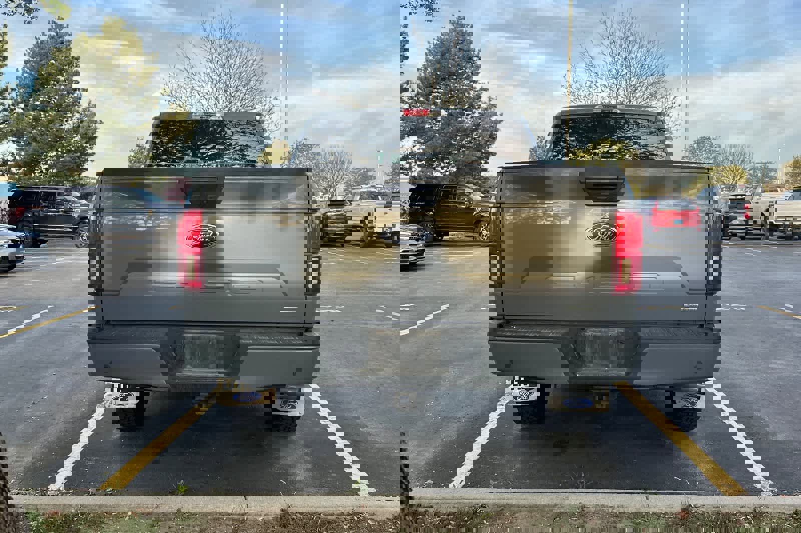 Used 2020 Ford F150 XLT w/ Equipment Group 302A Luxury image 5