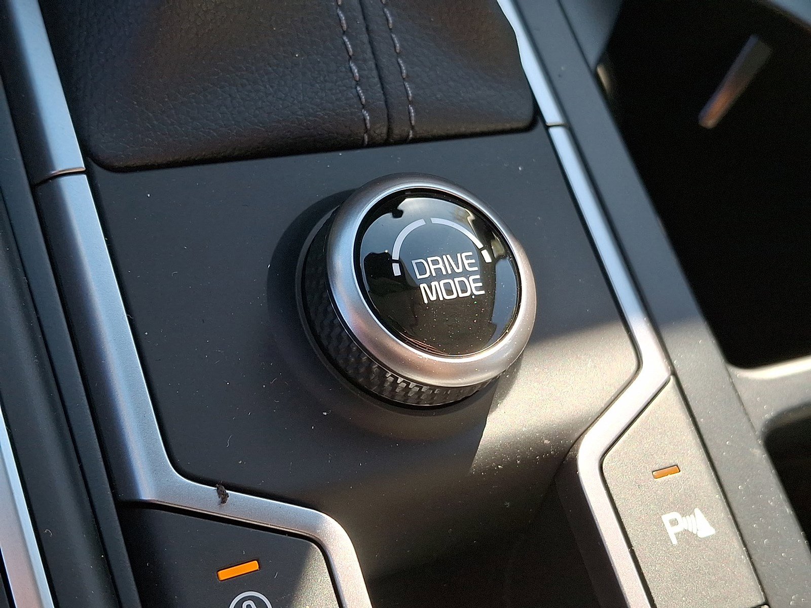 New 2026 Kia Sorento S image 12