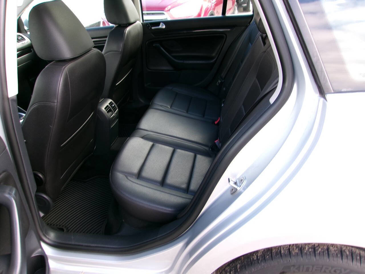 Used 2013 Volkswagen Jetta TDI image 6