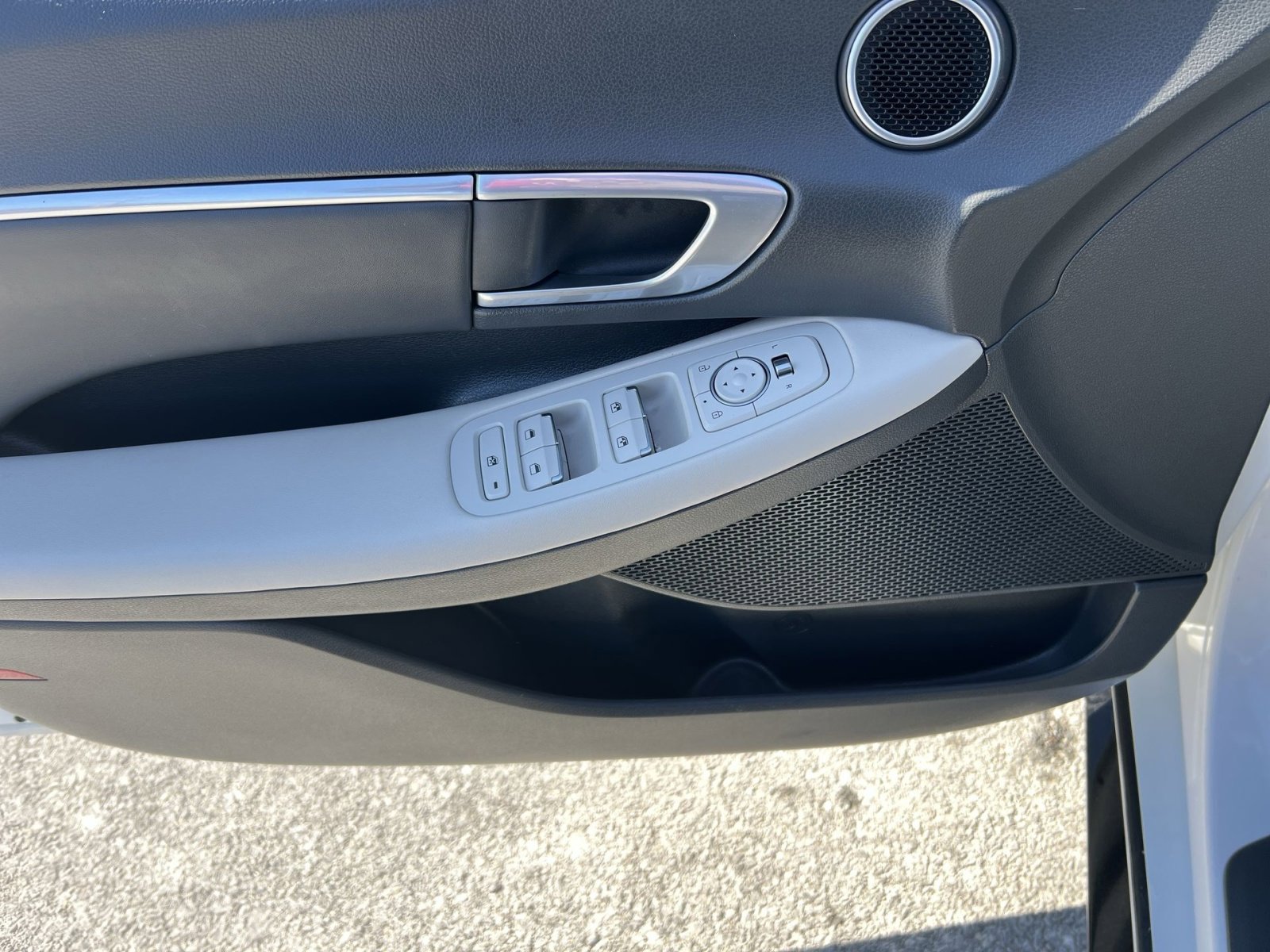 Used 2023 Hyundai Sonata SEL image 15