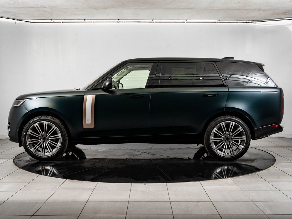New 2026 Land Rover Range Rover SV AWD/4WD image 12