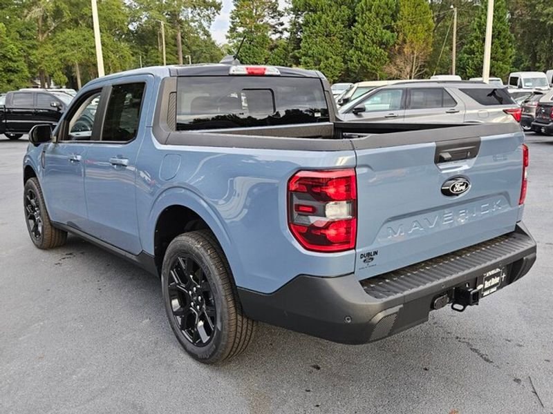 New 2025 Ford Maverick Lariat w/ Black Appearance Package image 11