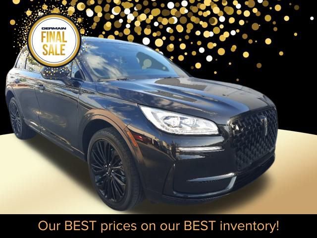 Used 2023 Lincoln Corsair Reserve w/ Jet Appearance Package image 3