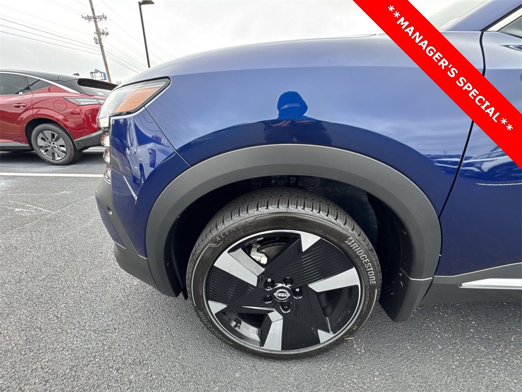 New 2025 Nissan Kicks SR w/ SR Premium Package image 10