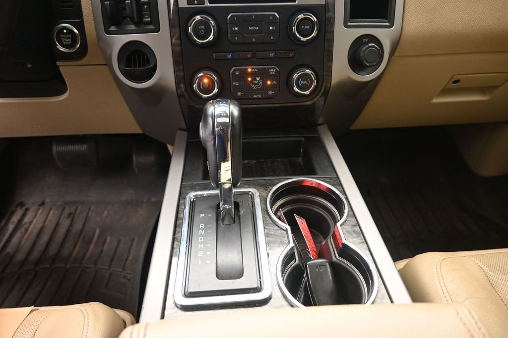 Used 2016 Ford Expedition EL Limited w/ Equipment Group 301A RWD image 13