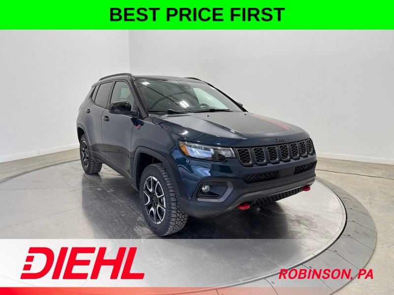 New 2026 Jeep Compass Trailhawk w/ Sun, Sound & Navigation Group AWD/4WD image 1