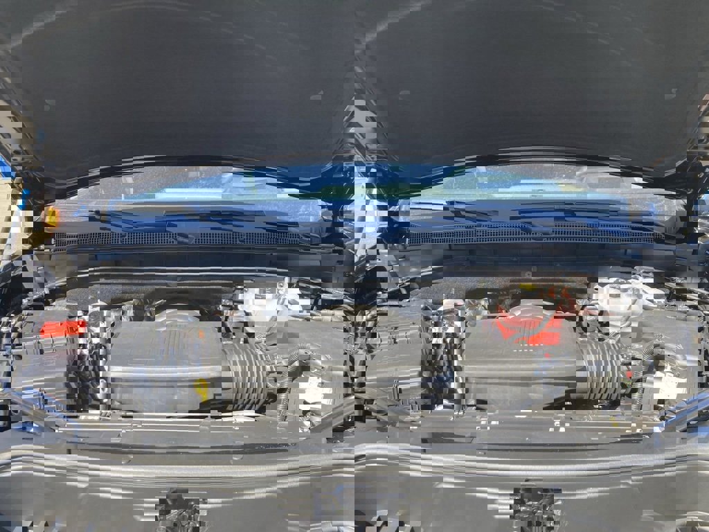 New 2025 Chevrolet Suburban Premier image 30