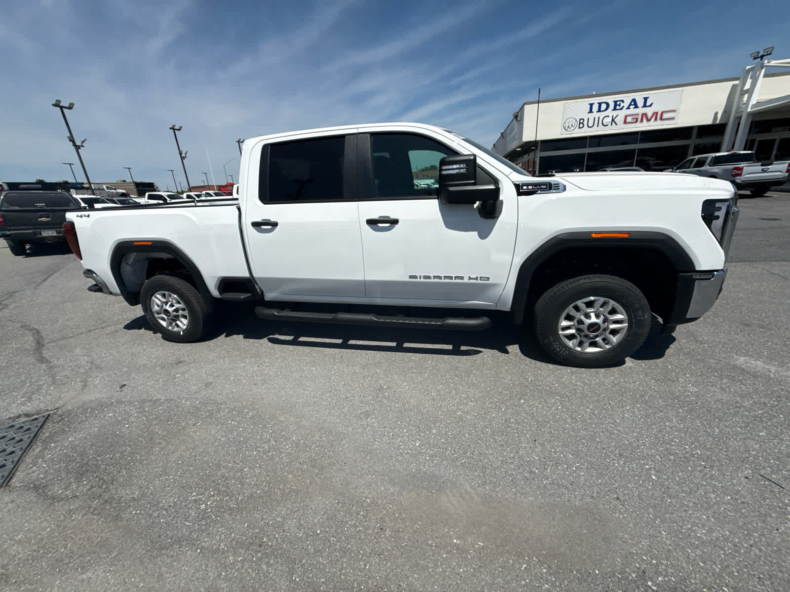 New 2026 GMC Sierra 2500 Pro w/ 1SA Pro Safety Plus Package AWD/4WD image 23