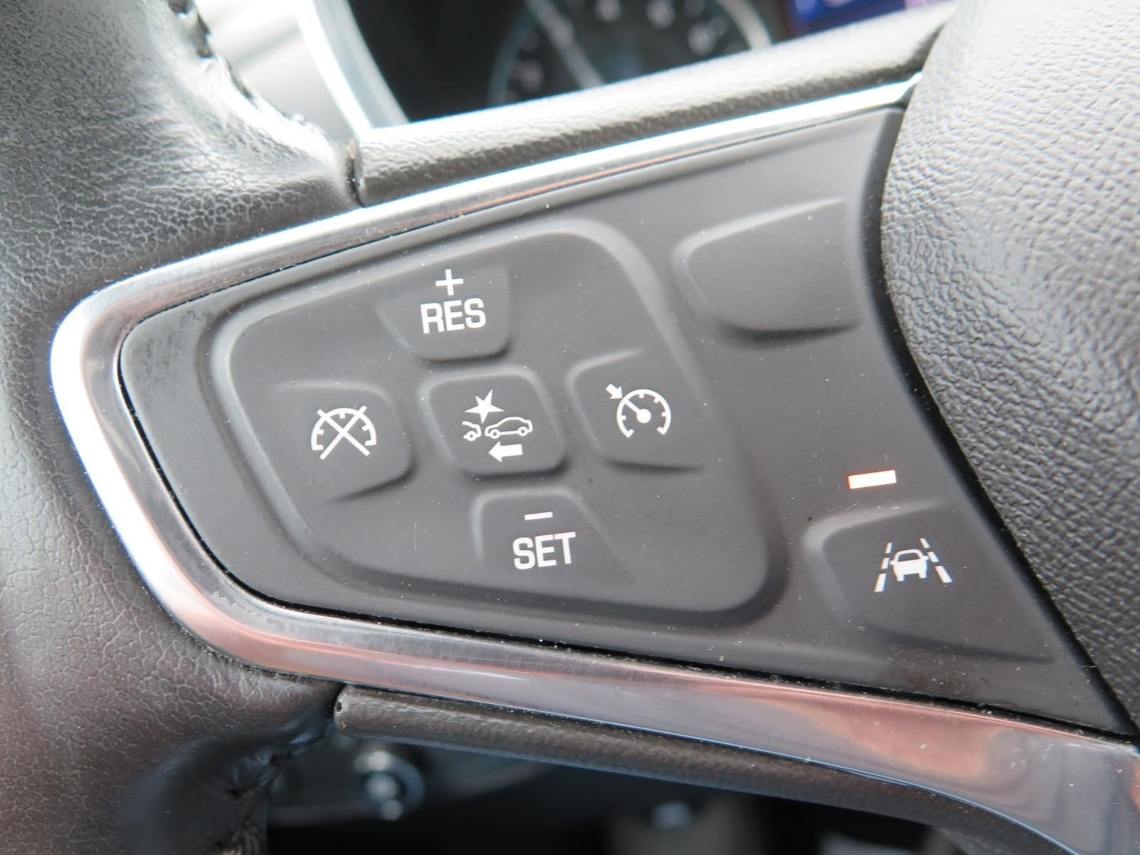 Used 2020 Chevrolet Equinox LT image 13