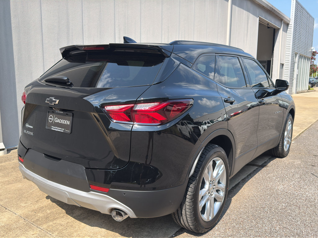 Used 2019 Chevrolet Blazer LT w/ Sun and Wheels Package FWD image 3