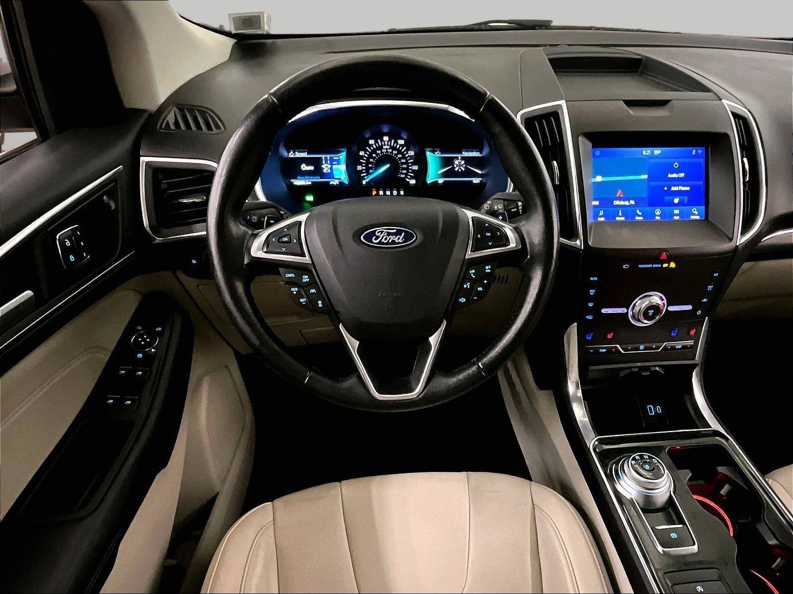 Used 2020 Ford Edge Titanium w/ Equipment Group 301A AWD/4WD image 5