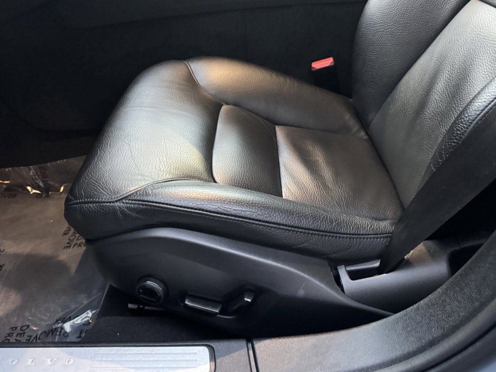 Used 2024 Volvo S60 B5 Plus image 20