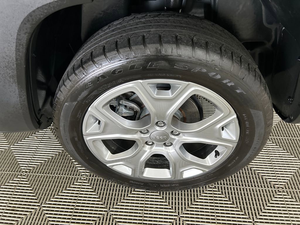 Used 2023 Jeep Renegade Limited AWD/4WD image 10