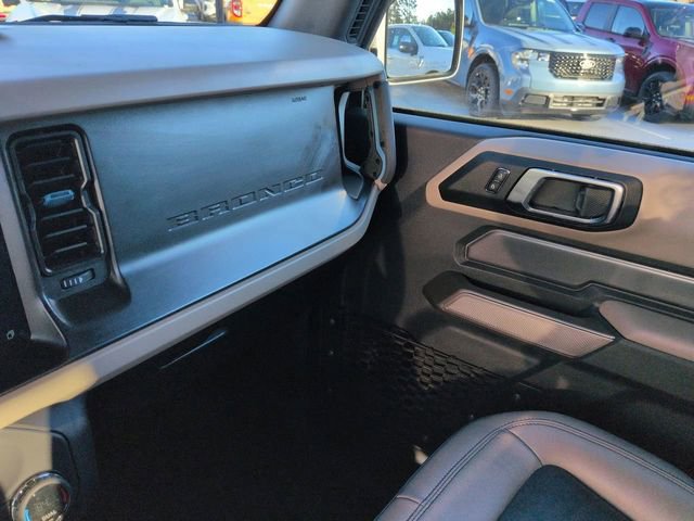 Used 2023 Ford Bronco Wildtrak image 17
