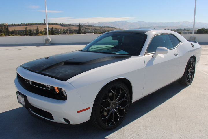 Used 2020 Dodge Challenger GT w/ Plus Package RWD image 6