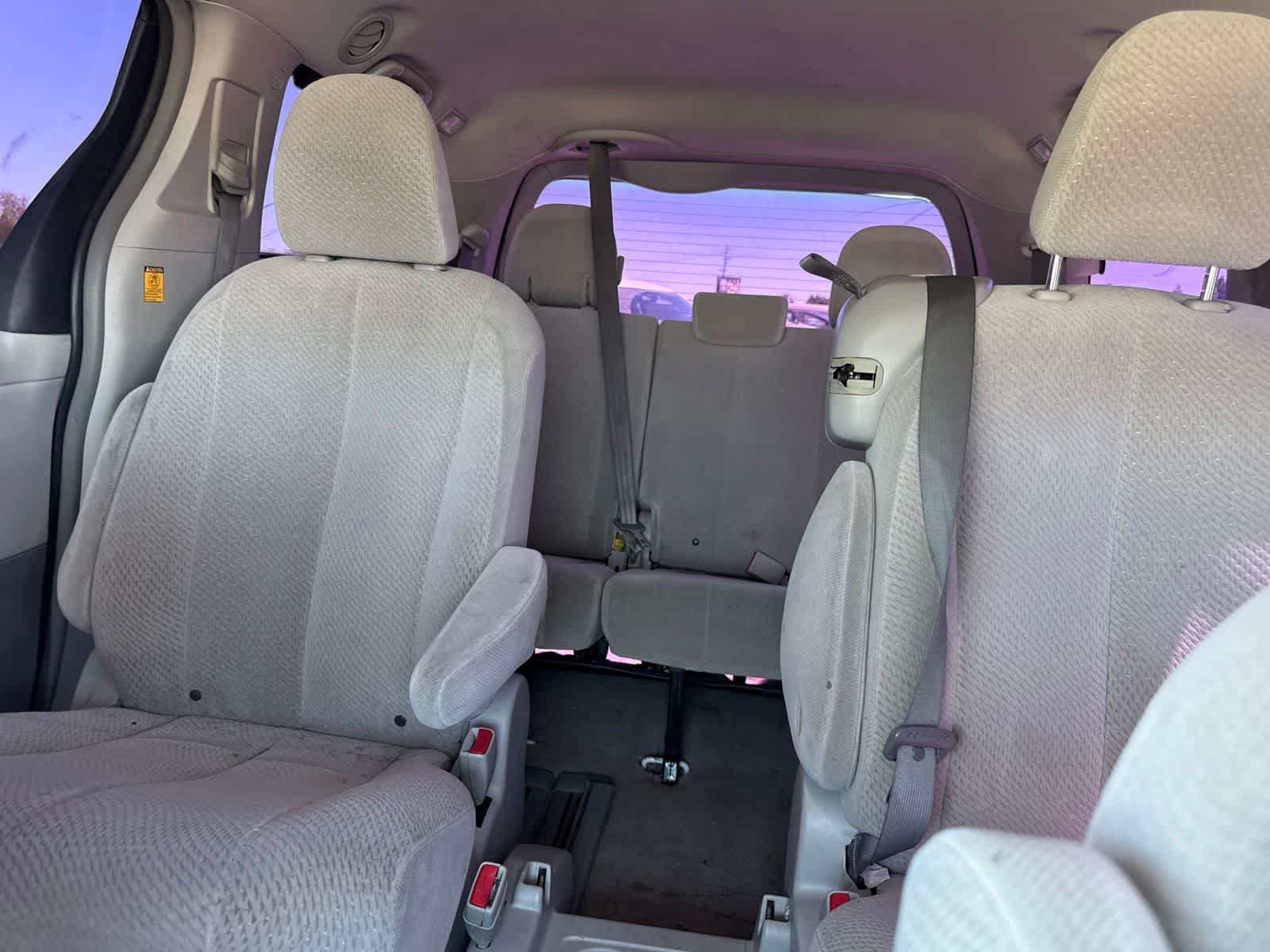Used 2012 Toyota Sienna LE FWD image 20