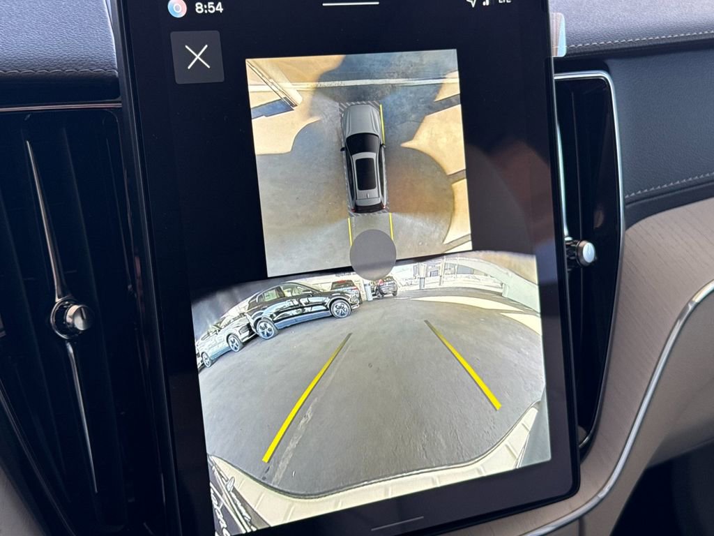 New 2026 Volvo XC60 T8 Ultra w/ Climate Package PRO image 18