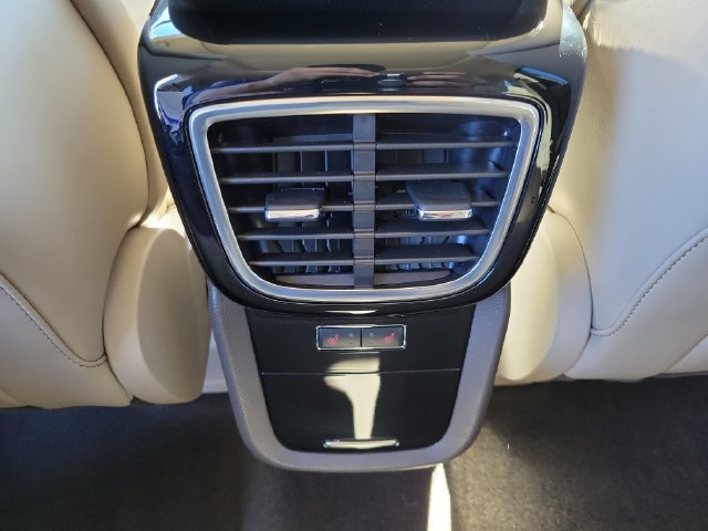 Used 2023 Lincoln Nautilus Reserve AWD/4WD image 25