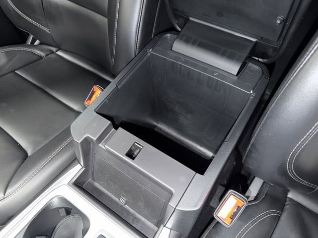 Used 2023 Ford Explorer XLT w/ Equipment Group 202A image 21