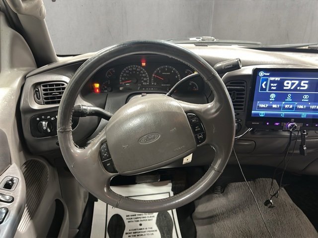 Used 2002 Ford F150 XLT image 13