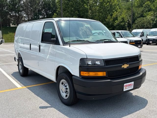 New 2026 Chevrolet Express 3500 w/ Driver Convenience Package RWD image 2