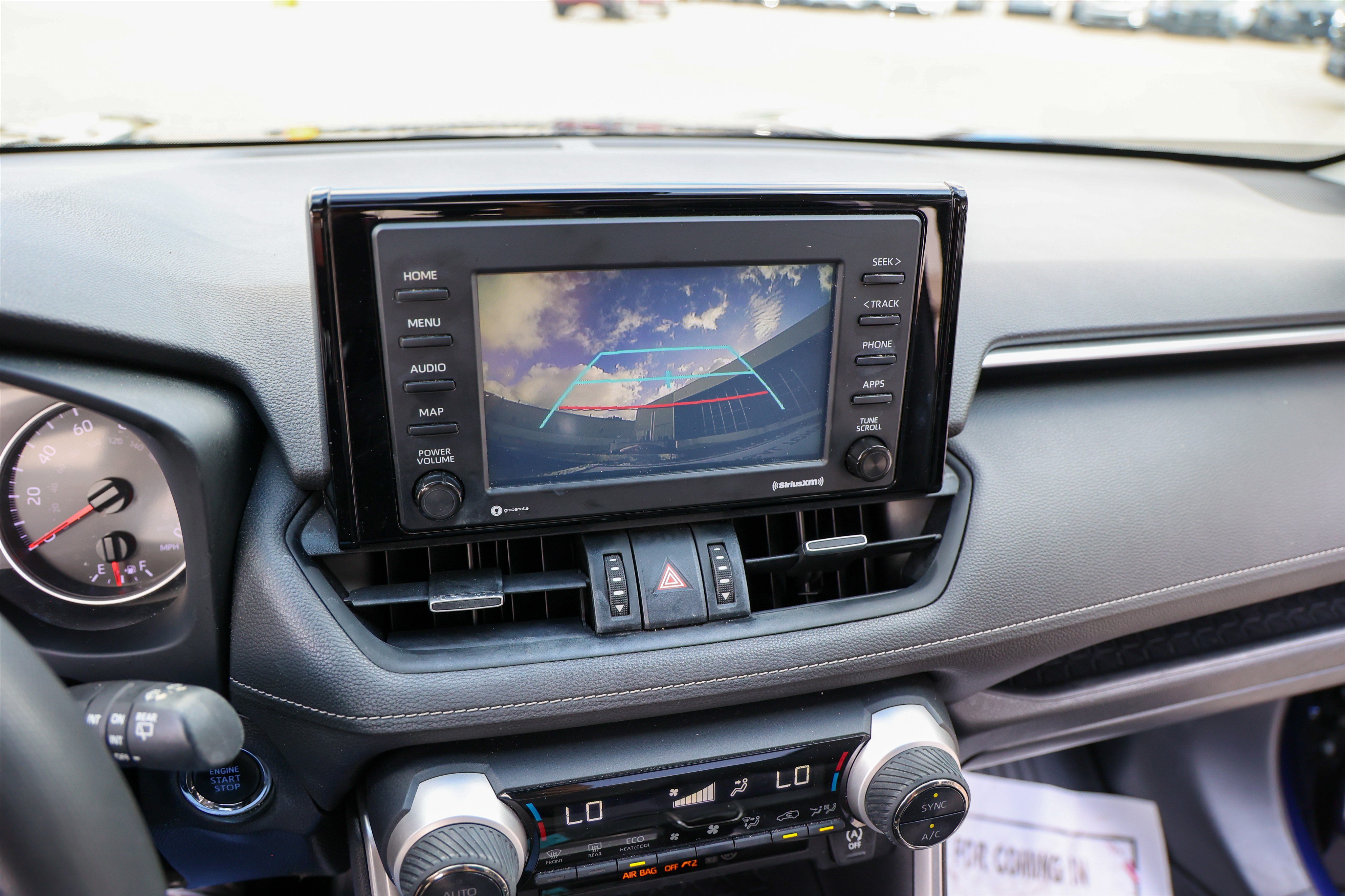 Used 2020 Toyota RAV4 XLE Premium FWD image 21