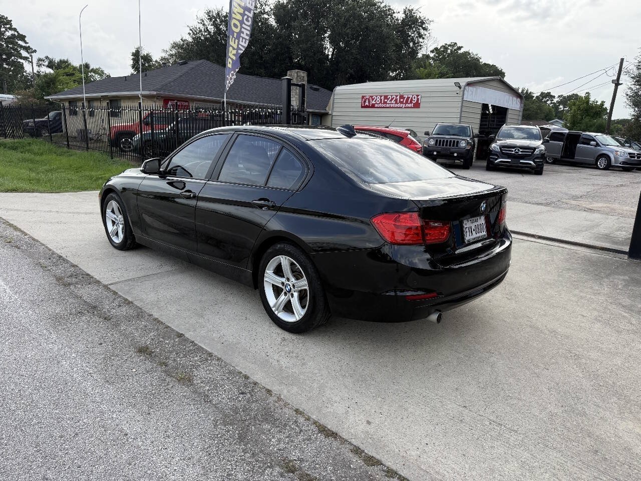 Used 2015 BMW 328d Sedan RWD image 8