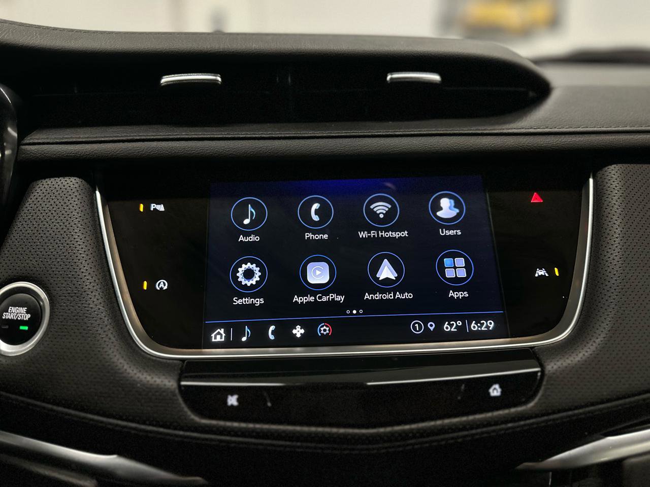 Used 2023 Cadillac XT6 Luxury AWD/4WD image 23