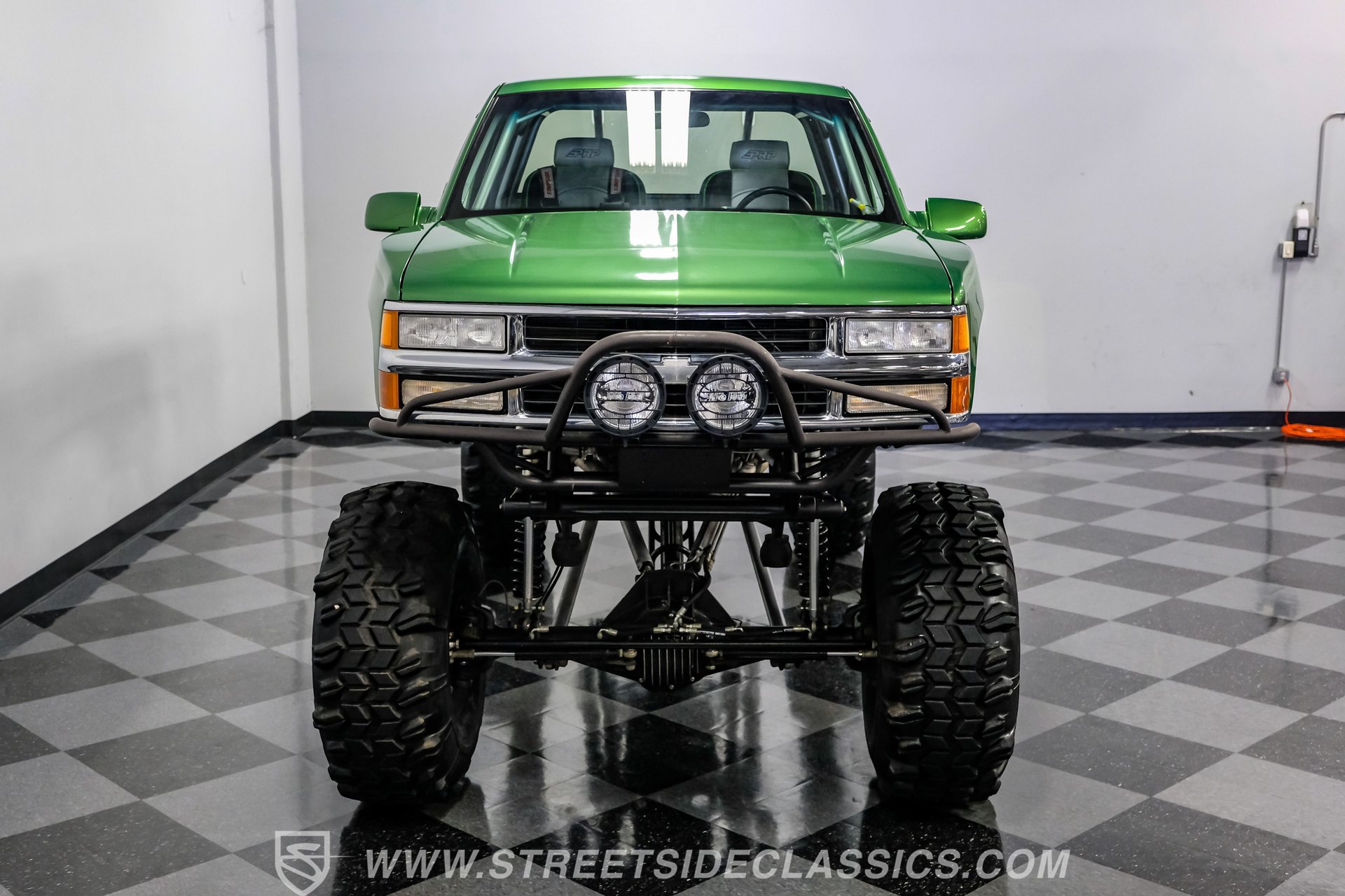 Used 1988 Chevrolet Silverado 1500 2WD Extended Cab image 32
