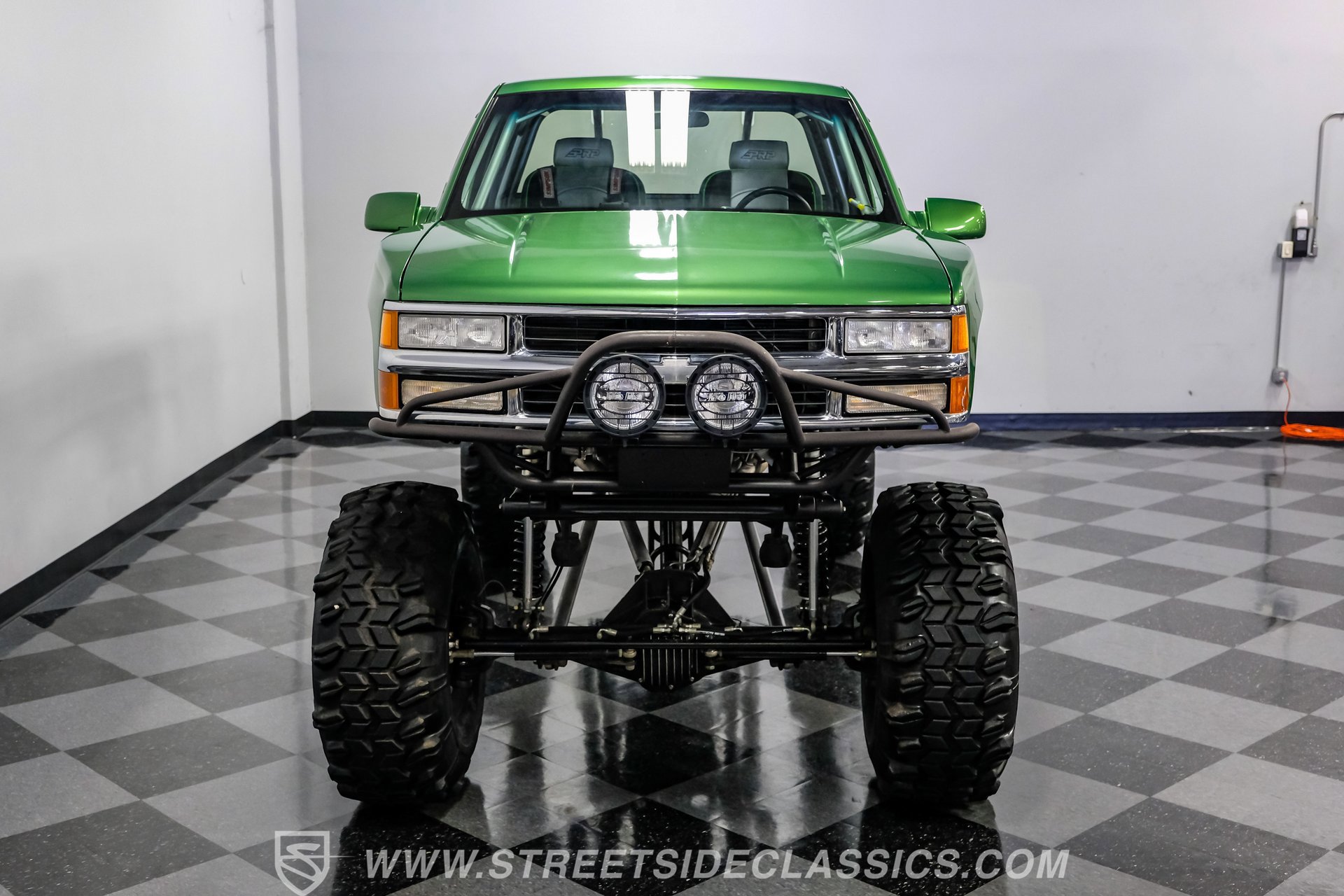 Used 1988 Chevrolet Silverado 1500 2WD Extended Cab image 32
