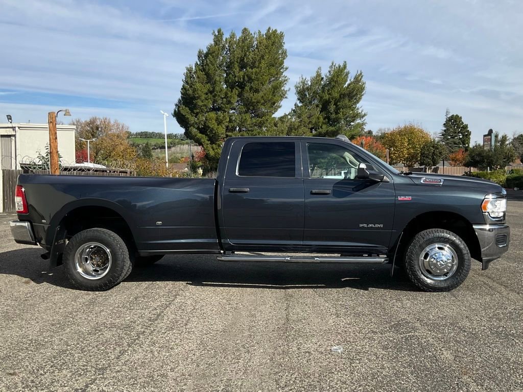 Used 2019 RAM 3500 Tradesman w/ Chrome Appearance Group image 7