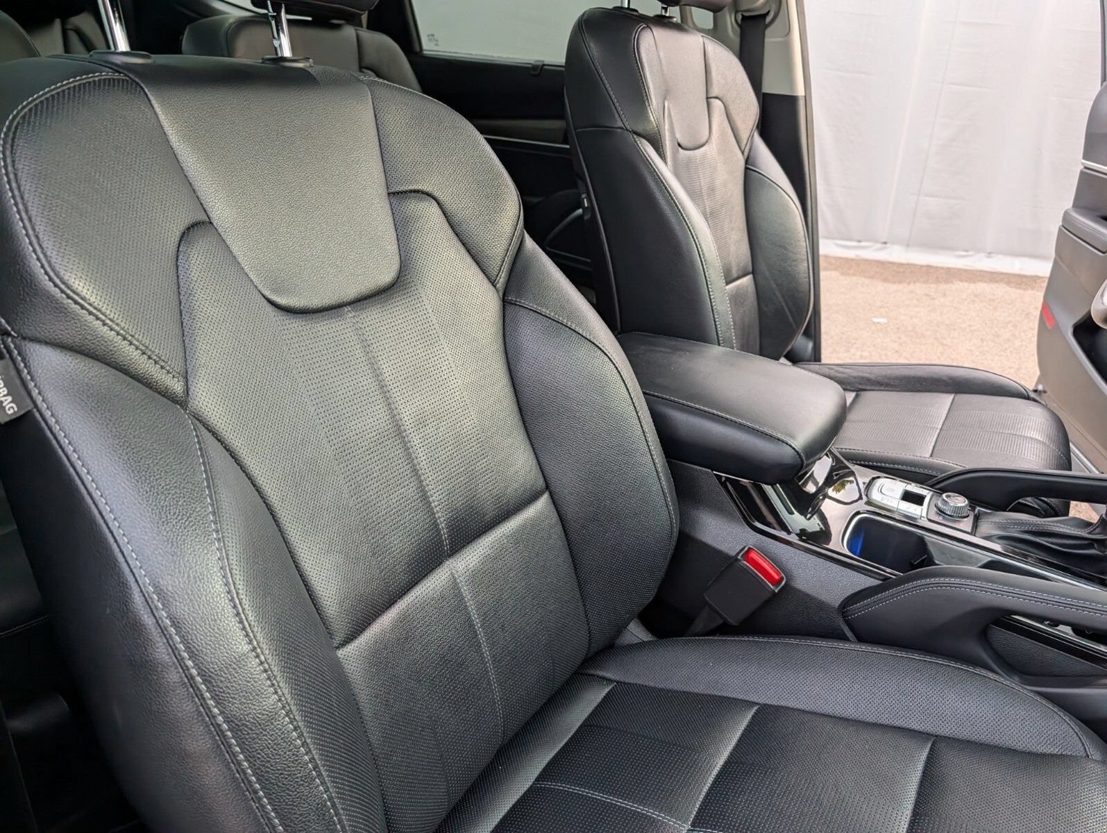 Used 2021 Kia Telluride SX w/ Nightfall Edition Package AWD/4WD image 30