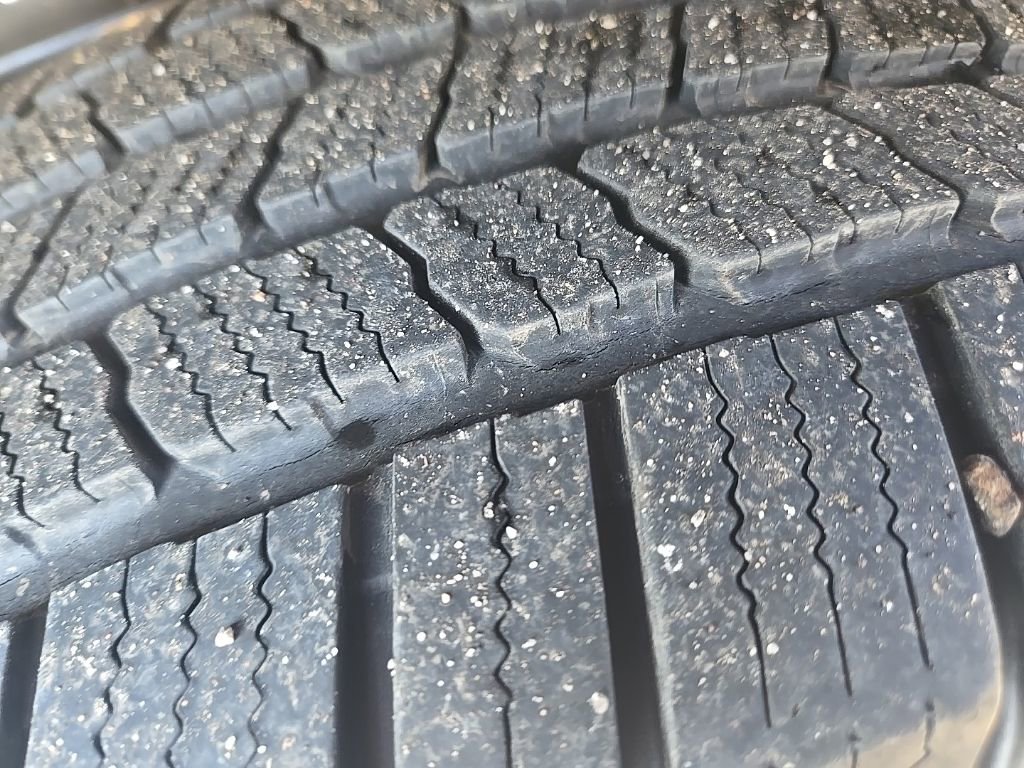 Used 2015 Nissan Frontier PRO-4X w/ Pro-4x Luxury Package image 38