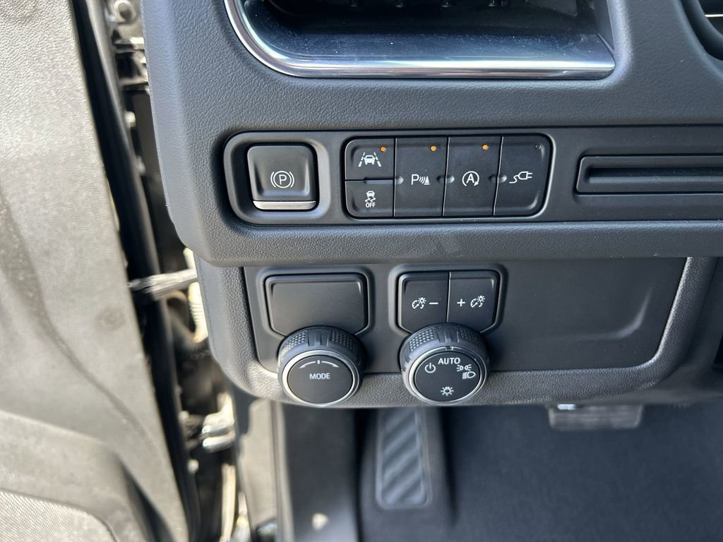 Used 2022 Chevrolet Tahoe RST image 18