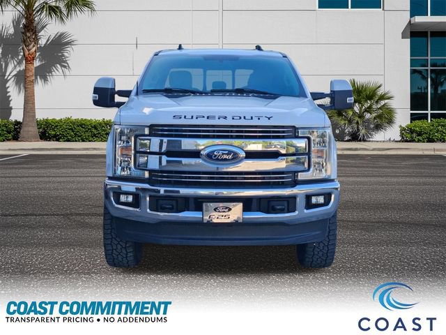 Used 2019 Ford F250 Lariat w/ Lariat Value Package AWD/4WD image 2