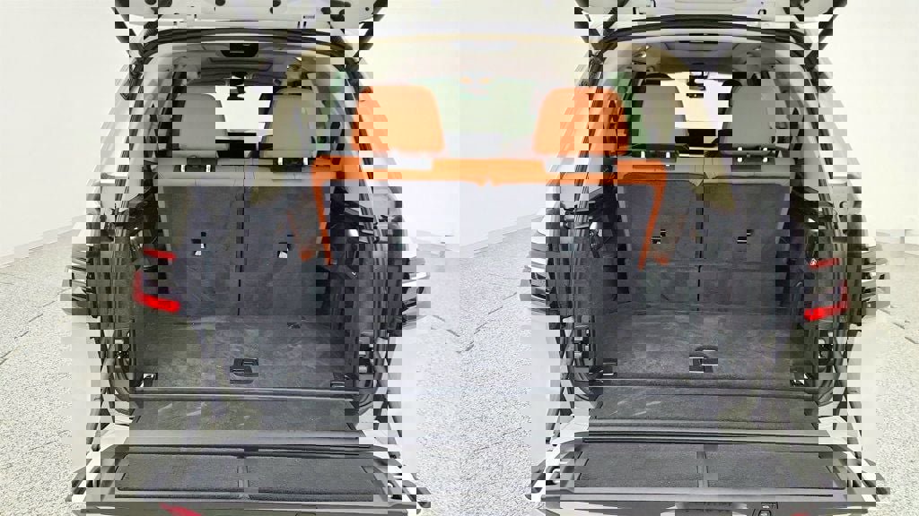 Used 2026 BMW X7 xDrive40i w/ Dynamic Handling Package image 24