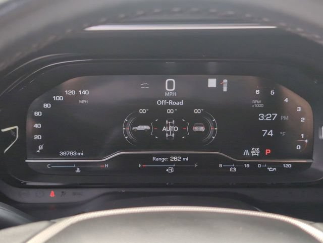 Certified 2022 GMC Yukon Denali w/ Denali Ultimate Package AWD/4WD image 18