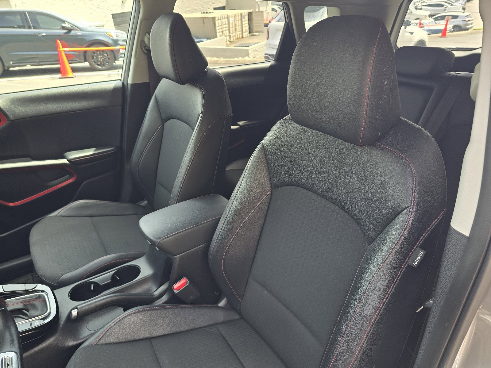 Used 2024 Kia Soul GT-Line FWD image 12