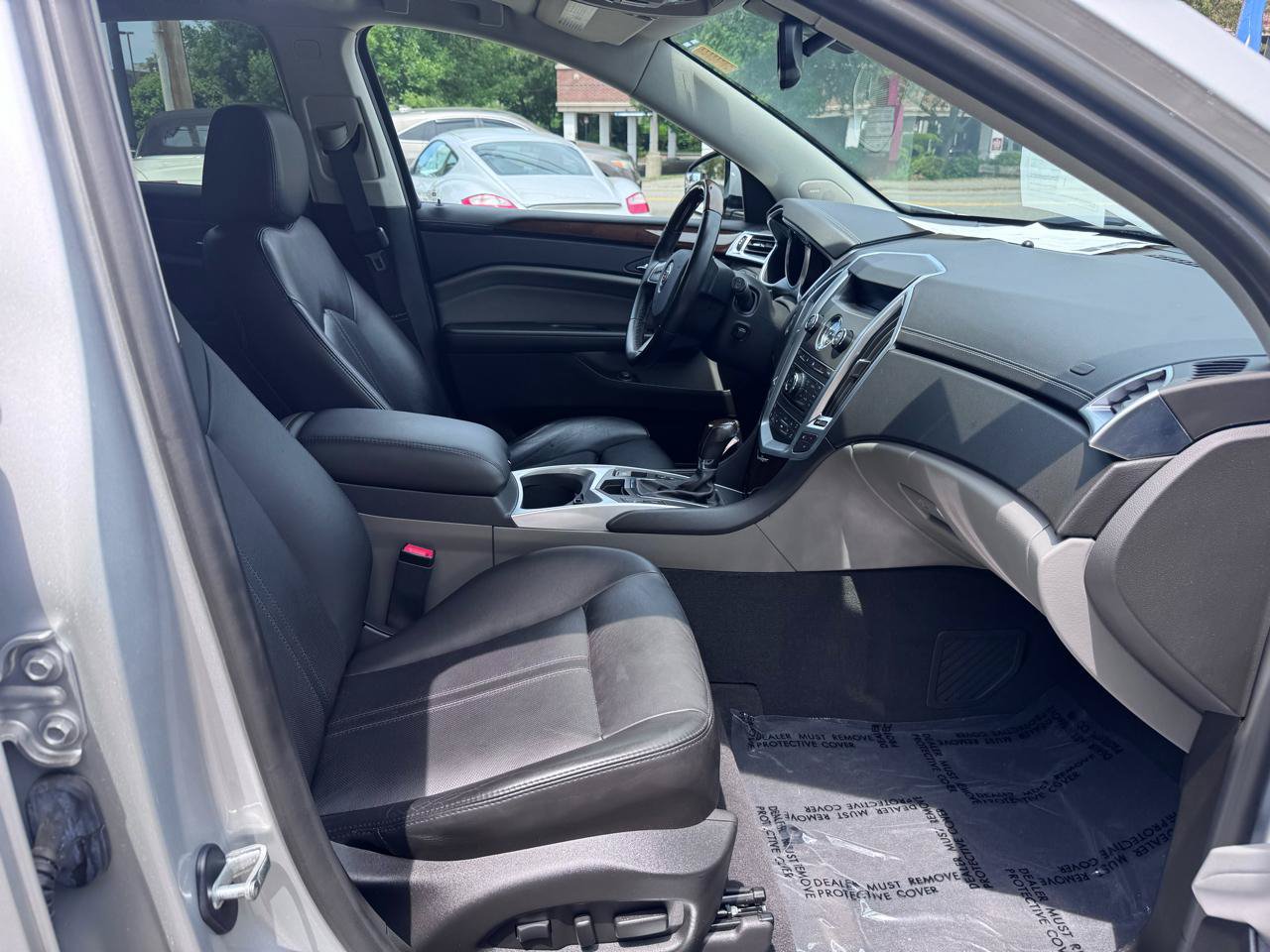 Used 2011 Cadillac SRX Luxury AWD/4WD image 25