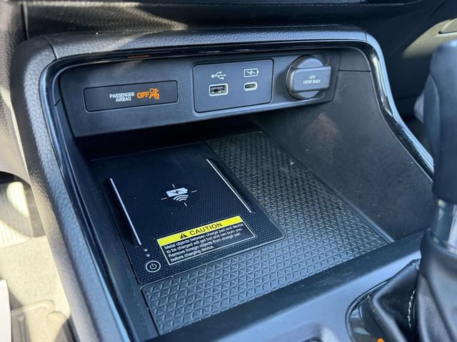 Certified 2024 Chevrolet Trax RS w/ Sunroof Package FWD image 22