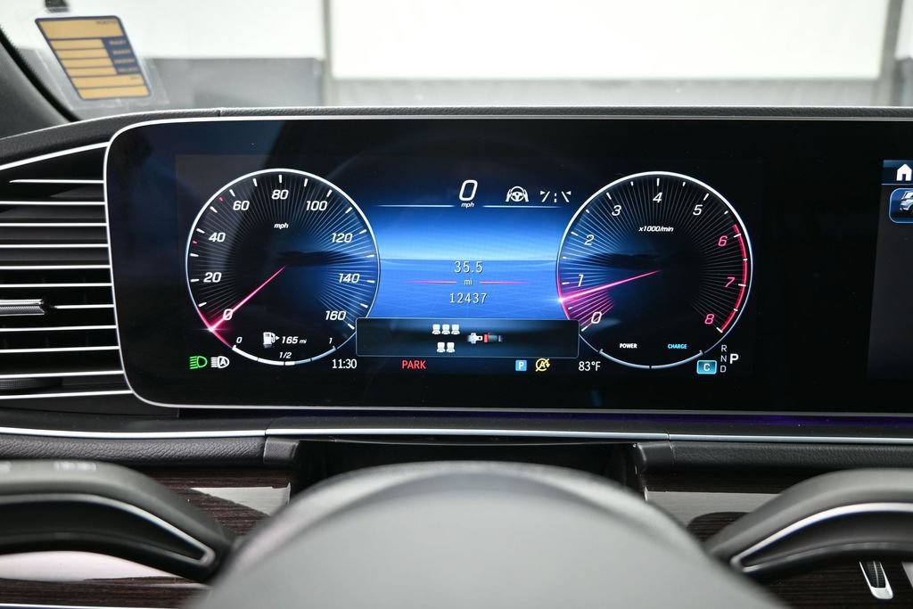 Used 2025 Mercedes-Benz GLS 450 4MATIC image 12