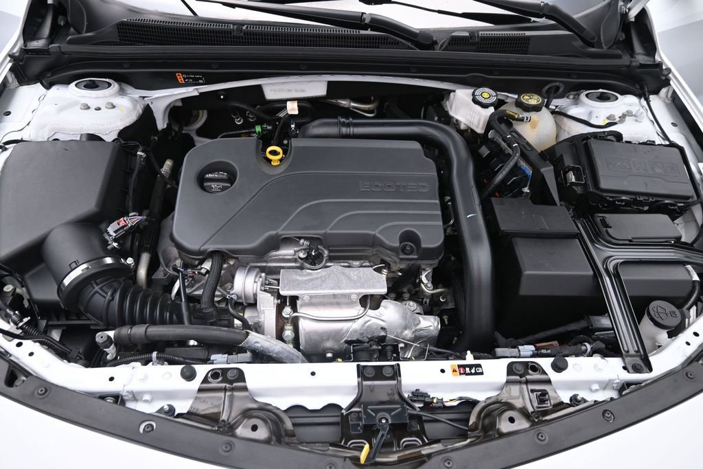 Used 2024 Chevrolet Malibu LT FWD image 25