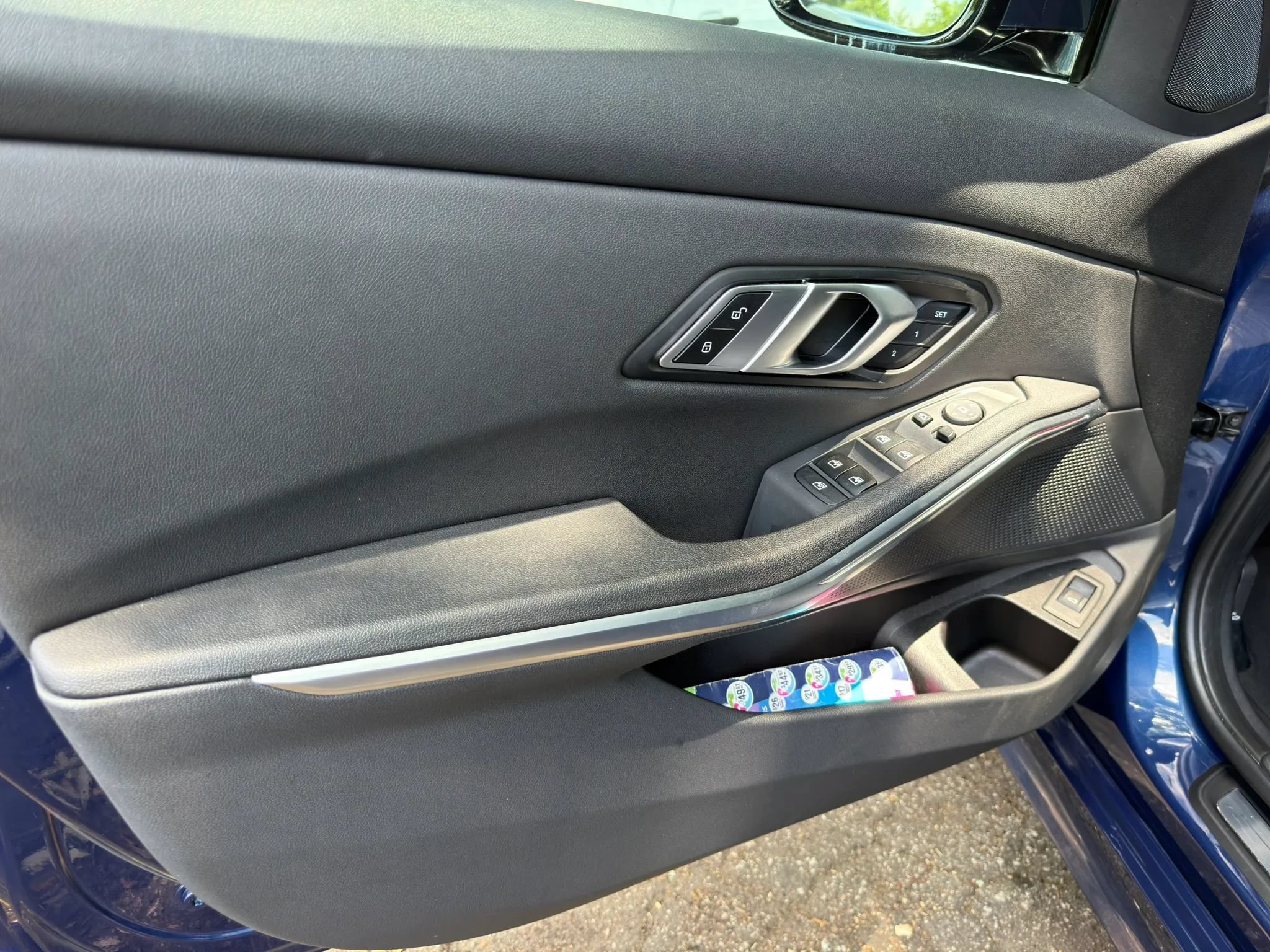 Used 2021 BMW 330i Sedan w/ Premium Package RWD image 25